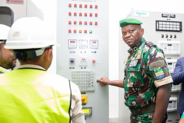 Le Gabon inaugure la première centrale solaire avec stockage intégré d’Afrique centrale