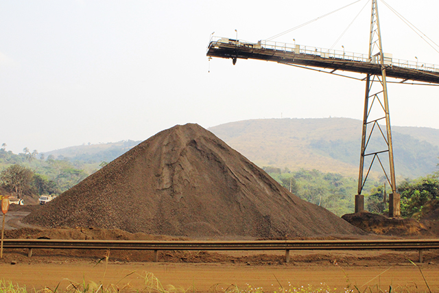 Gabon : Suspendue trois semaines, la production de manganèse de Comilog reprend le 14 novembre