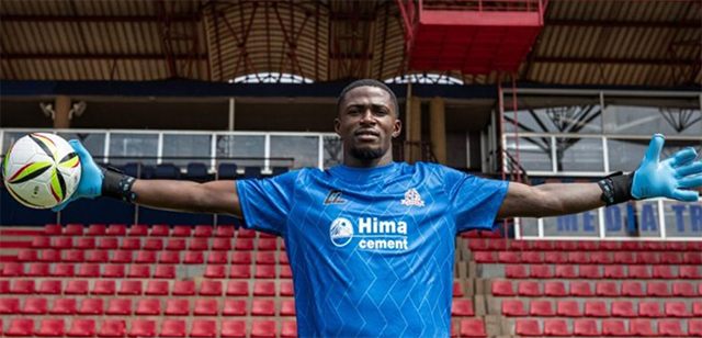 Foot : Loyce Mbaba s’engage avec les Vipers SC d’Ouganda