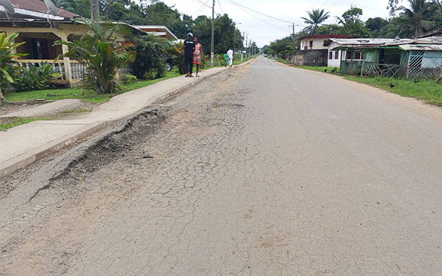 Kango : la route de l’enfer en plein centre-ville