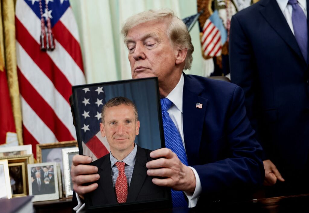 Diplomatie : Trump propose Keith Heffern comme nouvel ambassadeur des États-Unis au Gabon
