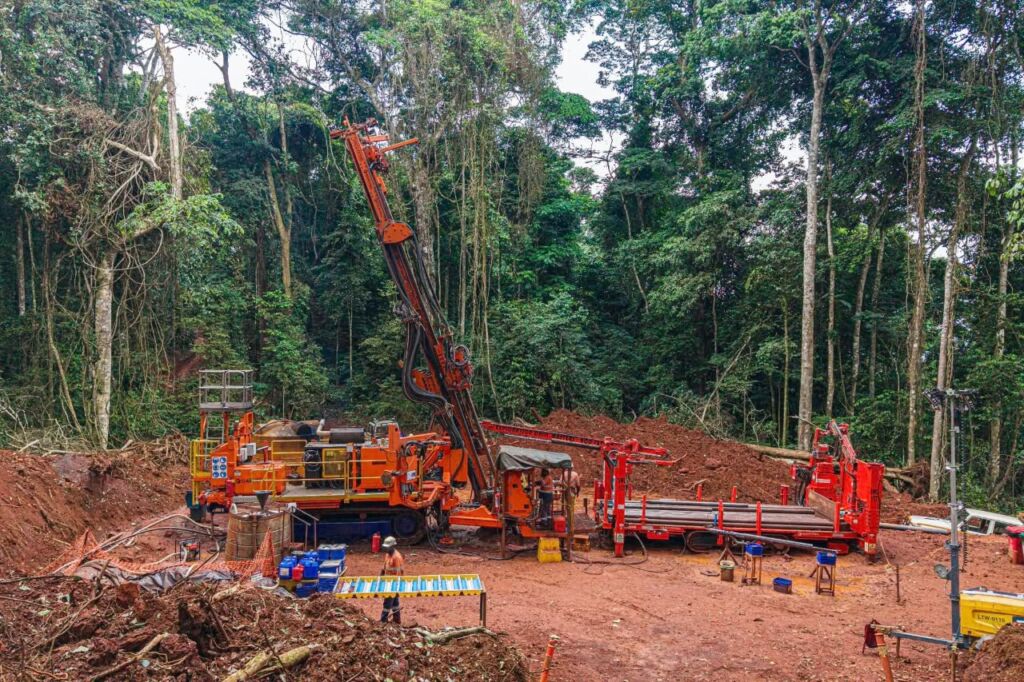 Belinga : Fortescue double sa flotte de forage et accélère la cadence