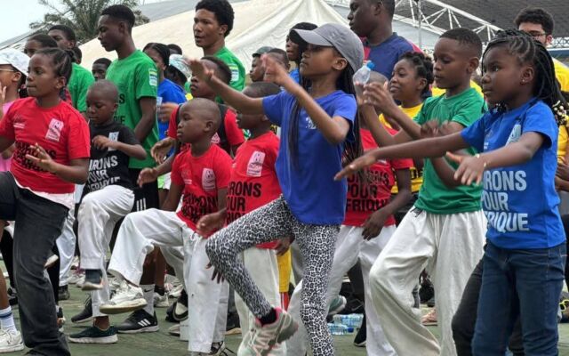Journée de la Flamme olympique : plus de 500 jeunes mobilisés à Libreville en prélude à Dakar 2026