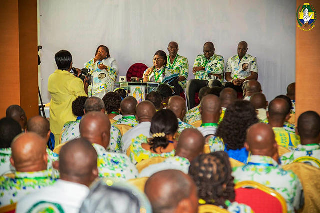 PDG : la révolte gronde, Louembé verrouille, Ali Bongo manœuvre dans l’ombre