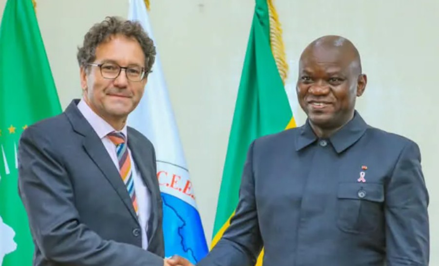 Gabon-France : le manganèse, entre engagements industriels et attentes gabonaises